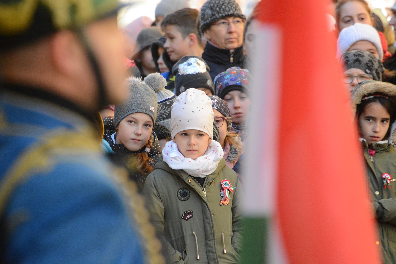 Március 15. - az1848-as városi emlékhelyeken ünnepelt Székesfehérvár diáksága